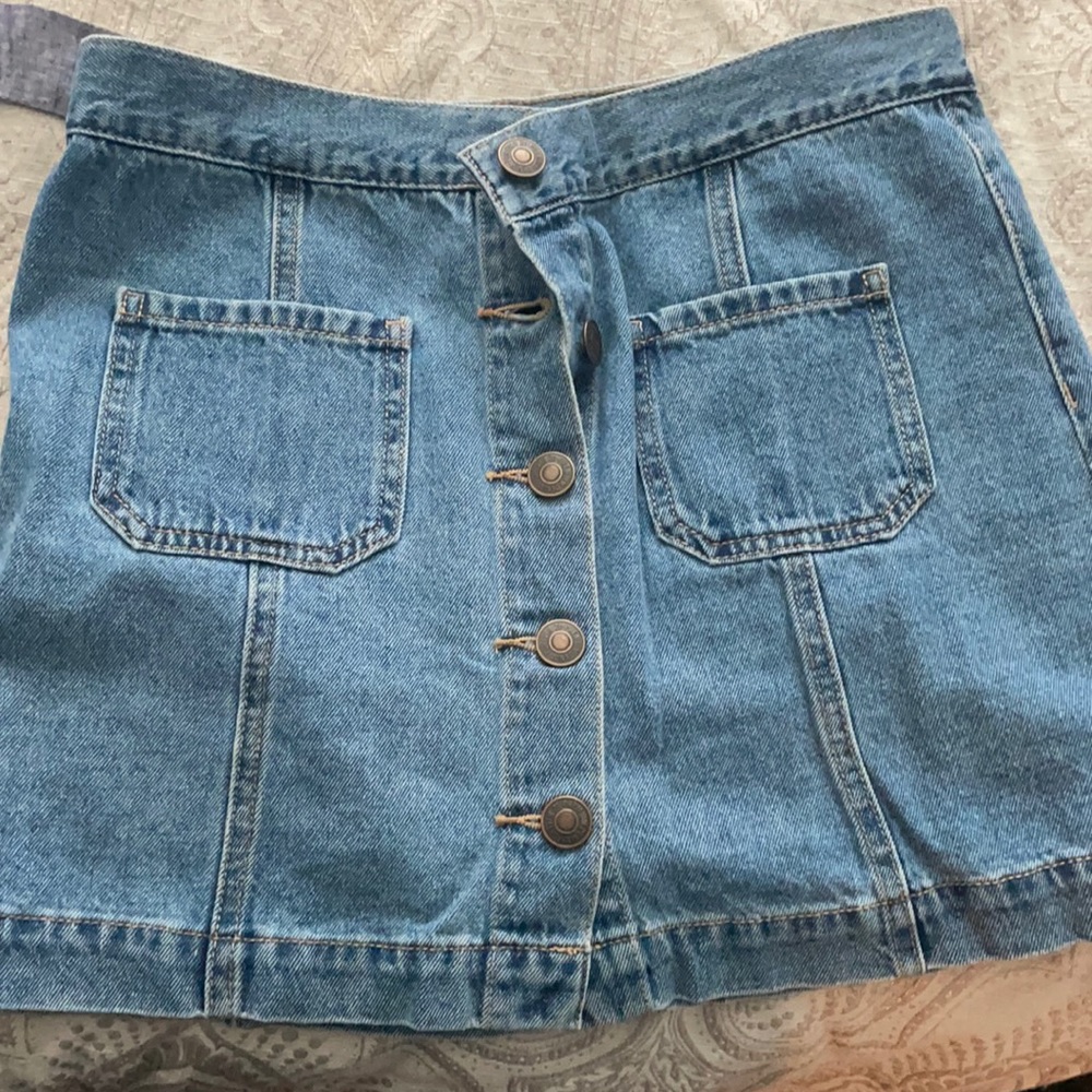 Forever 21 Jean skirt. Barely worn